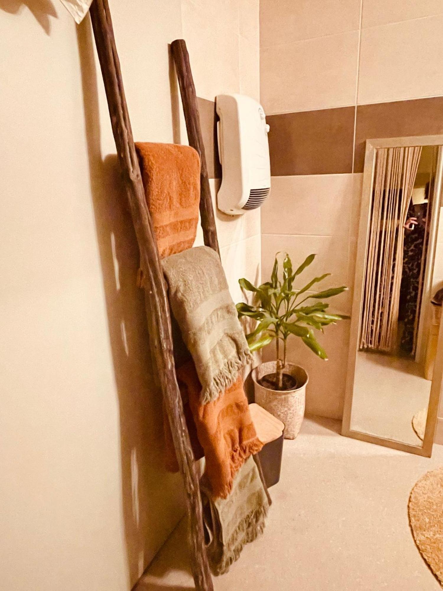 Chambre Boheme Chez Rachel Pau Luaran gambar