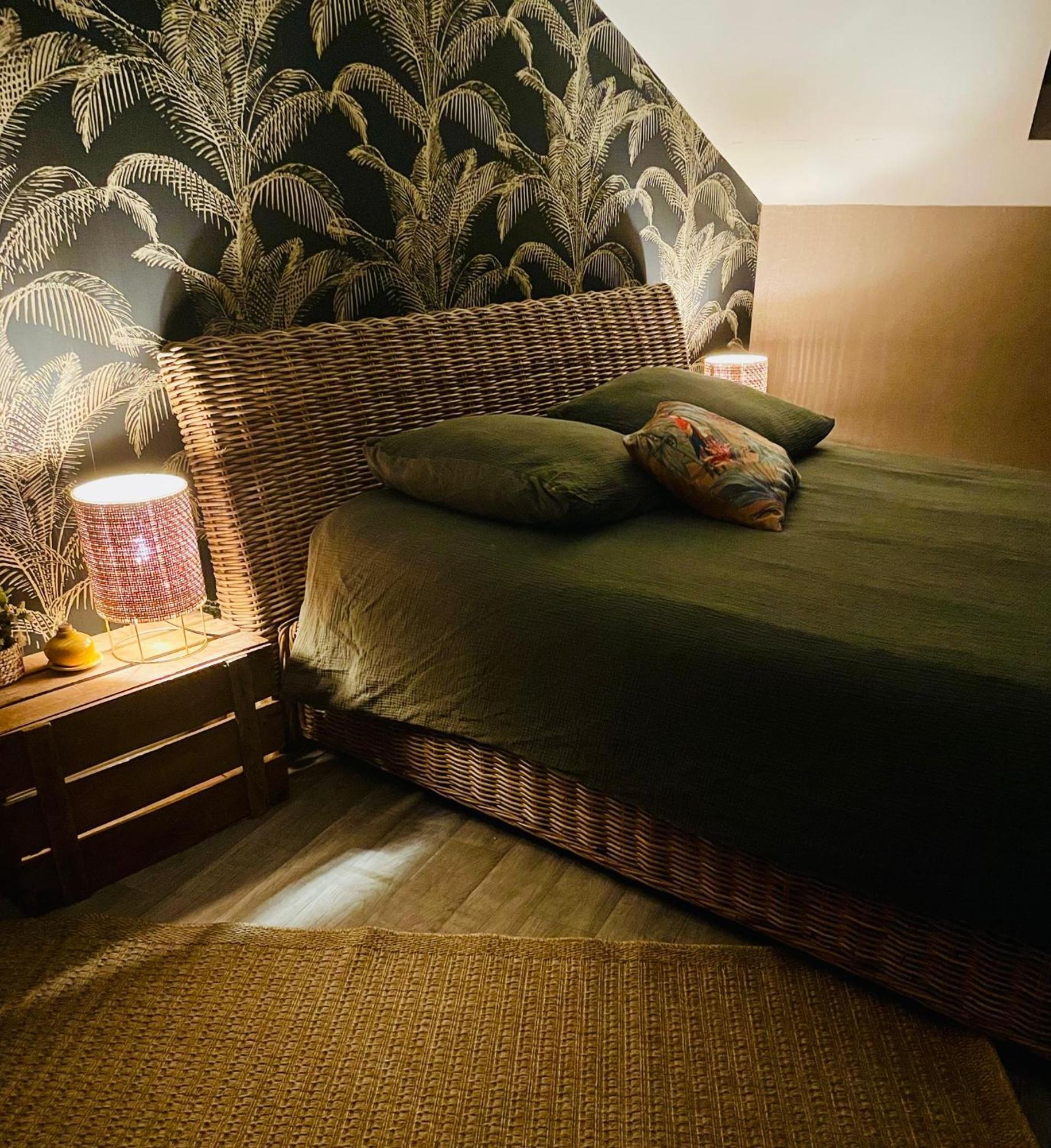Chambre Boheme Chez Rachel Pau Luaran gambar